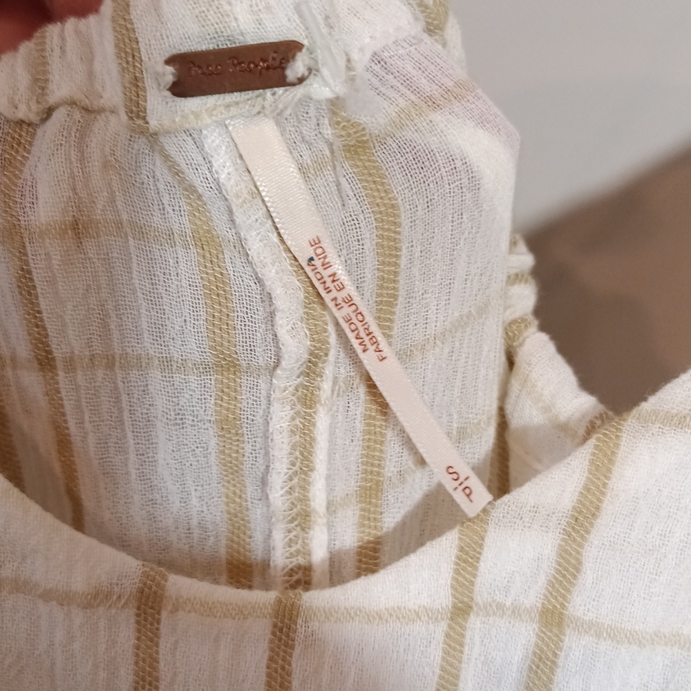Elegant Cream Plaid Maxi Dress - Picture 5 of 14